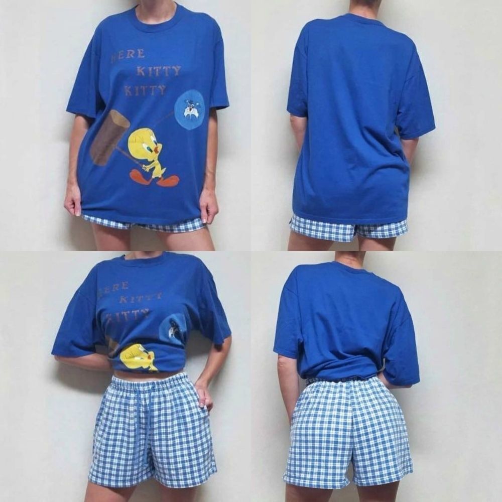 VINTAGE 80s Jerzees Warner Tweety Sylvester Set